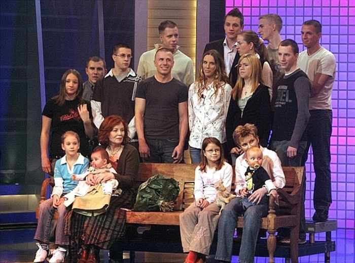 70 Yaşında Dördüz Doğurdu galerisi resim 10