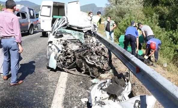 Bir Aile Kazada Yok Oldu galerisi resim 4