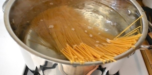 Makarna Suyunu 'Sakın' Lavaboya Dökmeyin galerisi resim 13