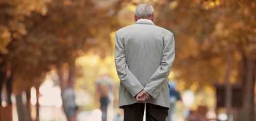 65 Yaş Üstü İçin Gece Yarısı Yasakları Getirildi galerisi resim 5