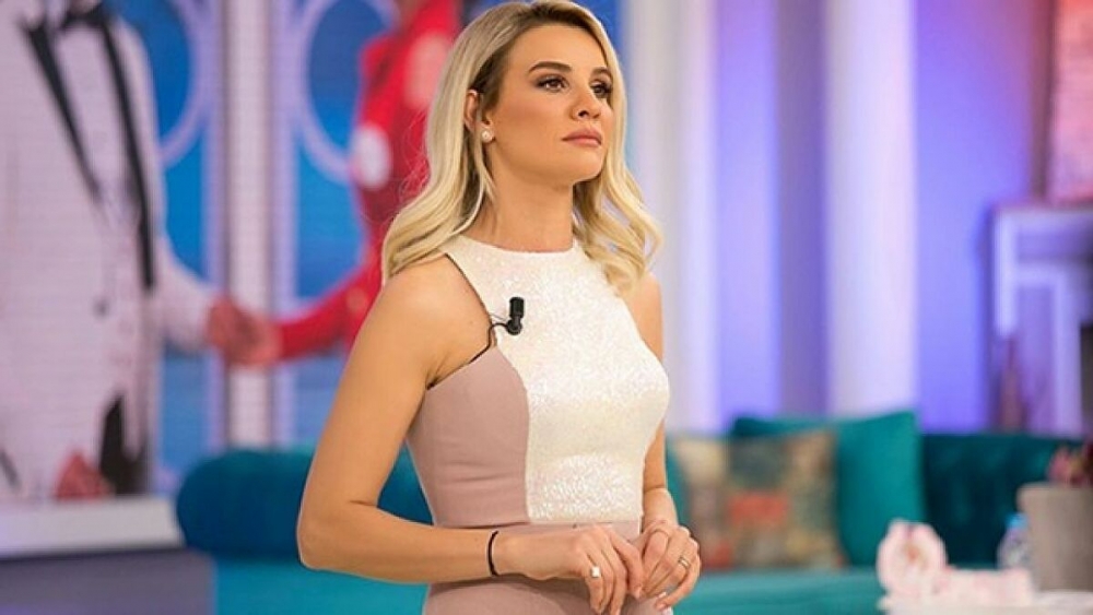 ESRA EROL Kapatılacak mı? galerisi resim 4