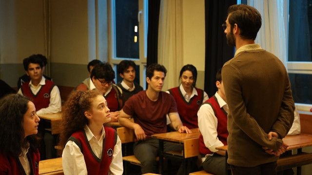 FOX O Dizinin Fişini Çekti galerisi resim 6