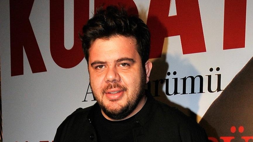 ÜNLÜ OYUNCU KORONAYA YAKALANDI galerisi resim 3