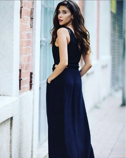 Arka Sokaklar’ın Tekin’inin sevgilisi Arıza’dan 9 yaş büyük galerisi resim 7