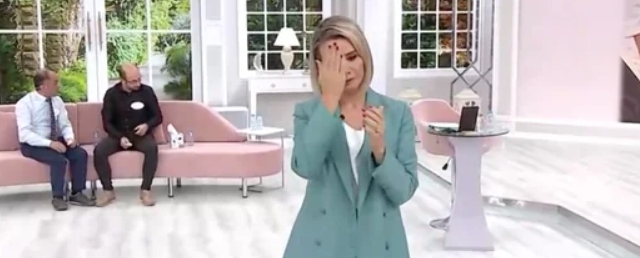 Esra Erol Canlı Yayında Açıkladı galerisi resim 2