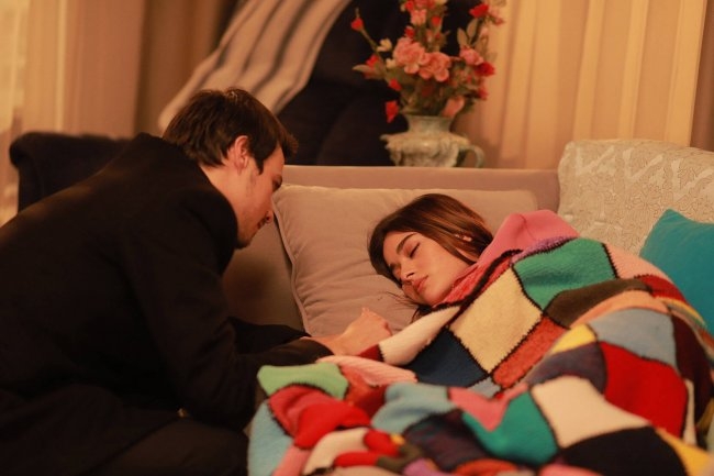 Kanal D'nin Bir Annenin Günahı dizisi final yapamadan ekrana veda e galerisi resim 3