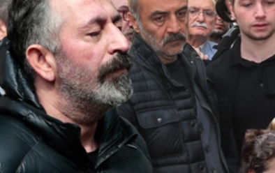 Cem Yılmaz Gözyaşları İçinde Duyurdu galerisi resim 3