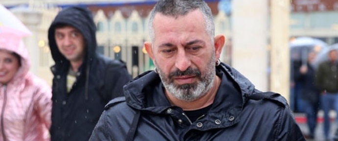 Cem Yılmaz Gözyaşları İçinde Duyurdu galerisi resim 4