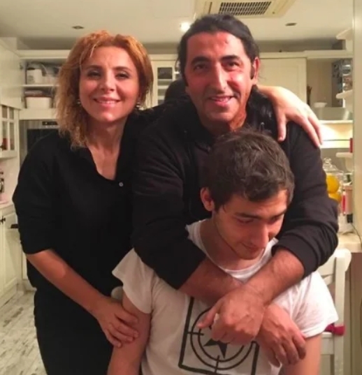 Özgül'ün Fotoğrafları Ortaya Çıktı galerisi resim 13