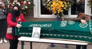 Bir tarafta acı, bir tarafta şov! galerisi resim 5