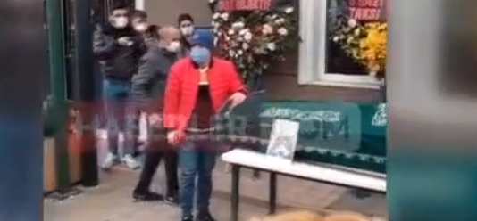 Bir tarafta acı, bir tarafta şov! galerisi resim 8