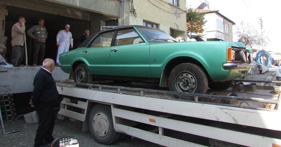 40 Yıl Sonra Otomobilini Kapattığı Yerden Çıkardı galerisi resim 9