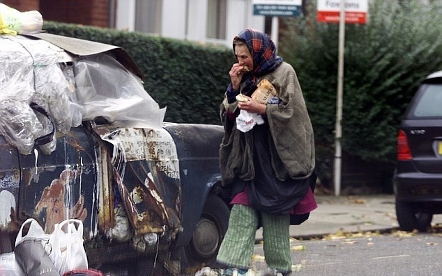 Bir Zamanlar Önemli Bir Sanatçıydı Aşkı Yüzünden Bu Hale Geldi galerisi resim 3
