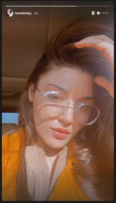 Hande Erçel doğal pozlarını paylaşmaya doyamadı! Makyajsız hali olay yar galerisi resim 5