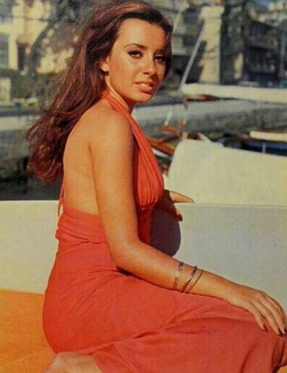 PERİHAN SAVAŞ galerisi resim 8