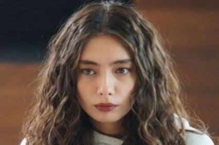 Güzel Oyuncumuzun Doktoru Açıkladı galerisi resim 3