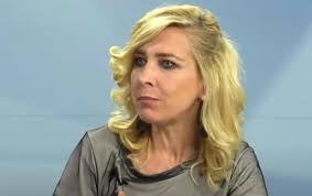 ÜNLÜ İSİM K'*NSERE YENİK DÜŞTÜ galerisi resim 3