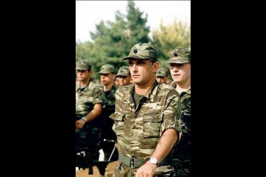 Ünlülerin Askerlik Fotoğrafları galerisi resim 10