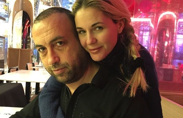 Ünlü Çift galerisi resim 17