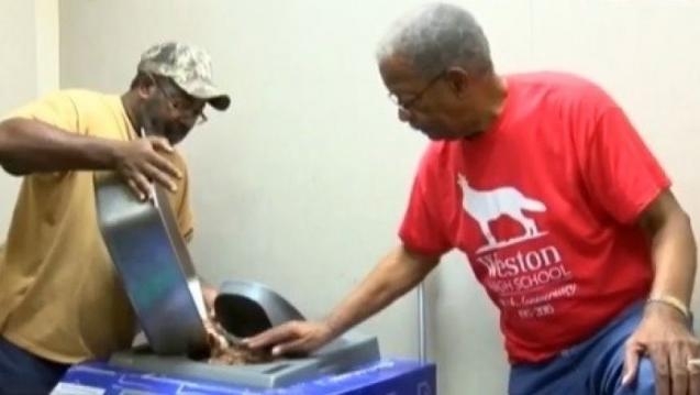 Küçük Dilini Yutuyordu! galerisi resim 3