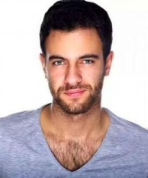 YILLAR ÖNCE TARKAN’LA POZ VEREN ÇOCUK ŞİİMDİ ÜNLÜ! galerisi resim 3