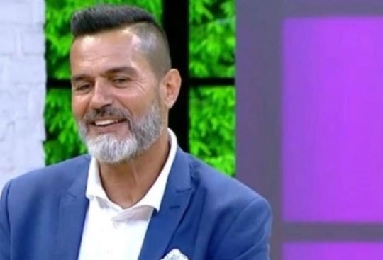 Yaşar Alptekin Kimdir? galerisi resim 2