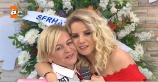 Sunucu Esra Erol’un Annesi galerisi resim 3