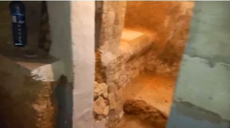 Yeraltı Evi İnşa Etti galerisi resim 7