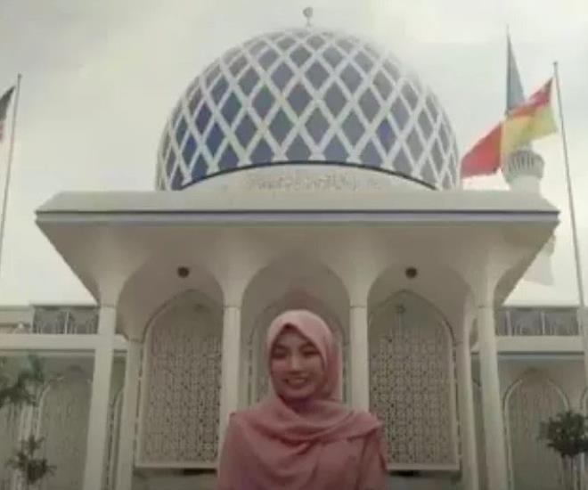 Ben ölürsem kocam ne yapar" diyerek kendisine kuma buldu! galerisi resim 6