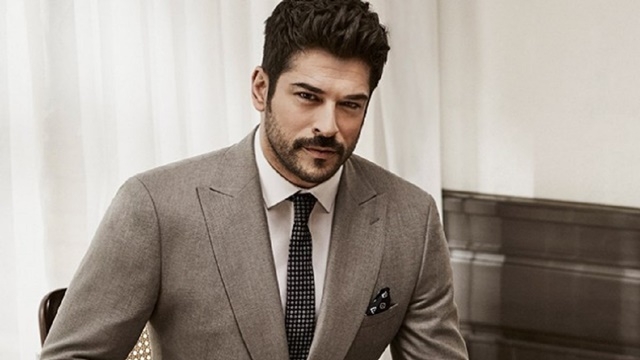 Burak özçivitin annesi galerisi resim 1