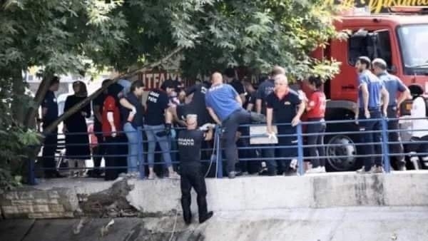 Cuma 10 yaşındaydı galerisi resim 1