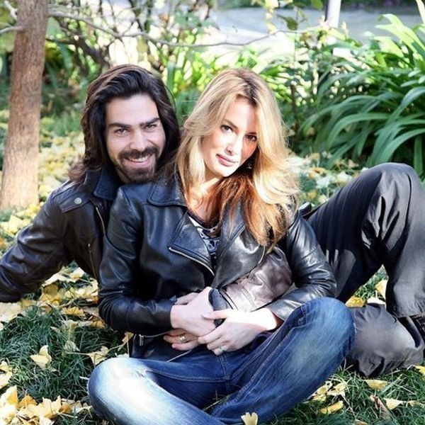 Gamze Özçelik  Uğur Pektaş galerisi resim 1