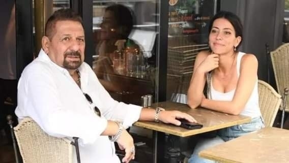 Erman Toroğlu ve eşi Ezgi Yavuz galerisi resim 1