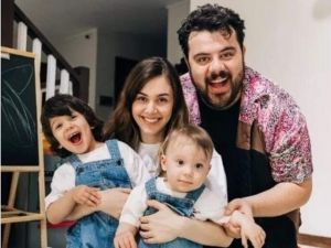 Eser Yenenler ve Berfu Yenenler