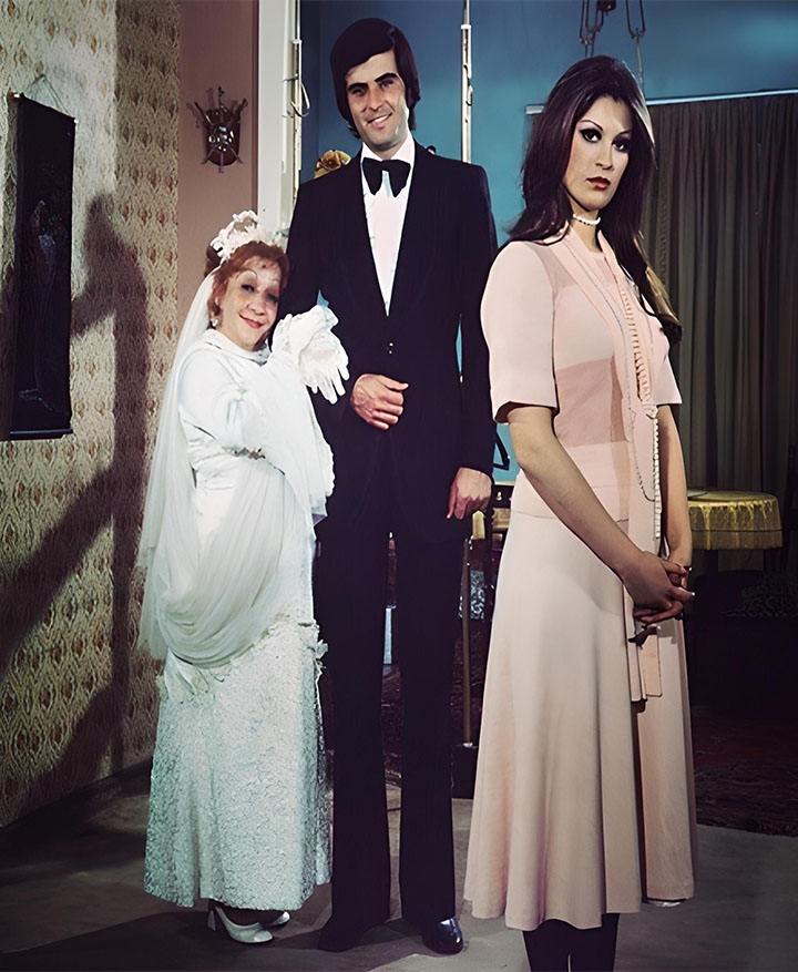 Rahmetli ADİLE NAŞİT Anlatıyorr.. galerisi resim 1