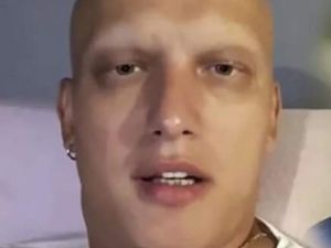 Lenfomayla mücadele eden ünlü oyuncu Boğaç Aksoy