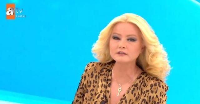 Müge Anlı canlı yayında fenalaştı! galerisi resim 2