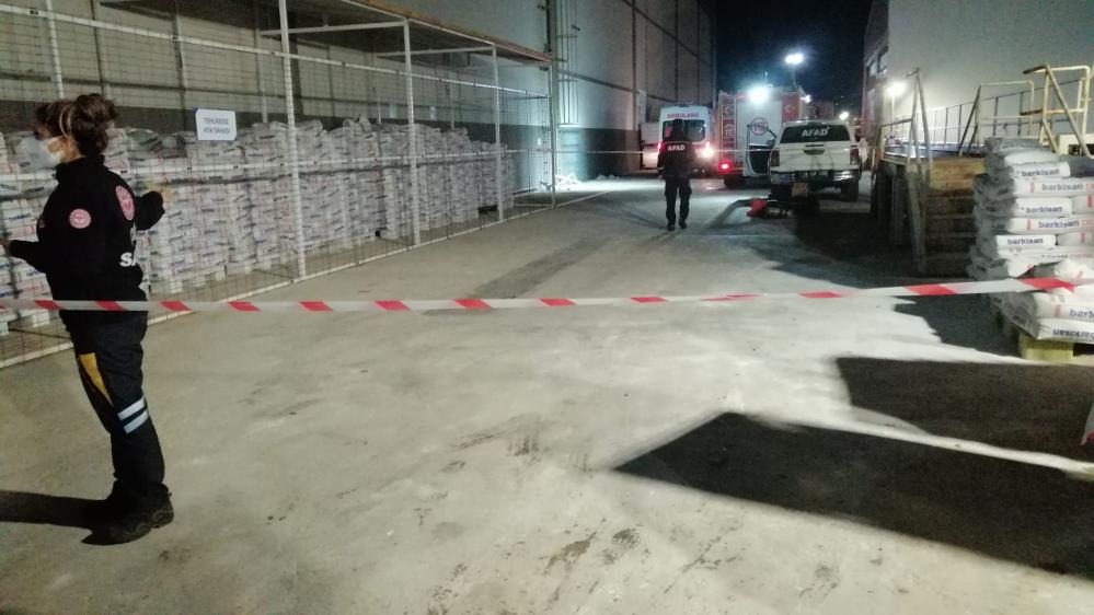 FABRİKAYA GİREN İŞÇİLER TEK TEK CAN VERDİ galerisi resim 2