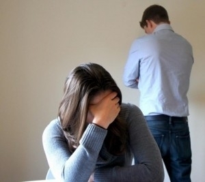 Düğün sabahı eşini ilk kez makyajsız gördü bakın ne yaptı! galerisi resim 2