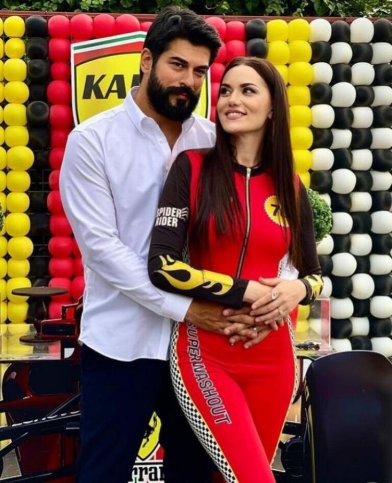 Burak Özçivit Hediyesi galerisi resim 3