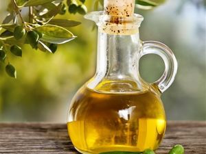 Sarımsağı Kaynatıp Suyu İle…