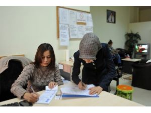 Büyükşehir’den Üniversite Öğrencilerine Temiz Çamaşır Ve Ütü Hizmeti