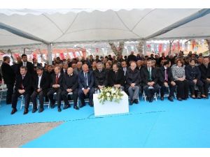 Özvatan’da Coşkulu Temel Atma