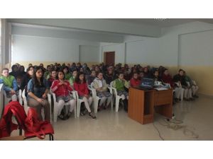 Alaplı’da Okullarda Ergenlik Dönemi Semineri