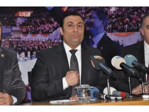 AK Parti Romanların Zihinlerinde Devrim Yaptı