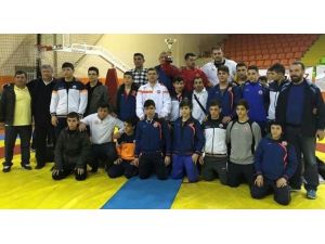 Grekoromen Yıldızlar Türkiye Şampiyonası