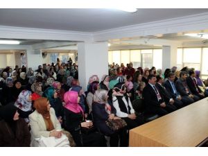 AK Parti Afyonkarahisar İl Kadın Kolları Danışma Meclis Toplantısı Yapıldı