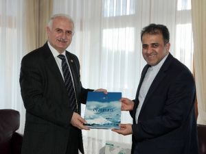 D-8 Ekonomik İşbirliği Örgütü Genel Sekreteri Seyed Ali Mohammad Mousavi’den Rektör Prof. Dr. Hikmet Koçak’a Ziyaret...