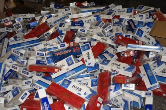 13 bin paket kaçak sigara yakalandı