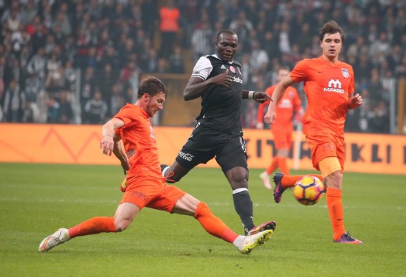 Beşiktaş ile Medipol Başakşehir  maçı sona erdi